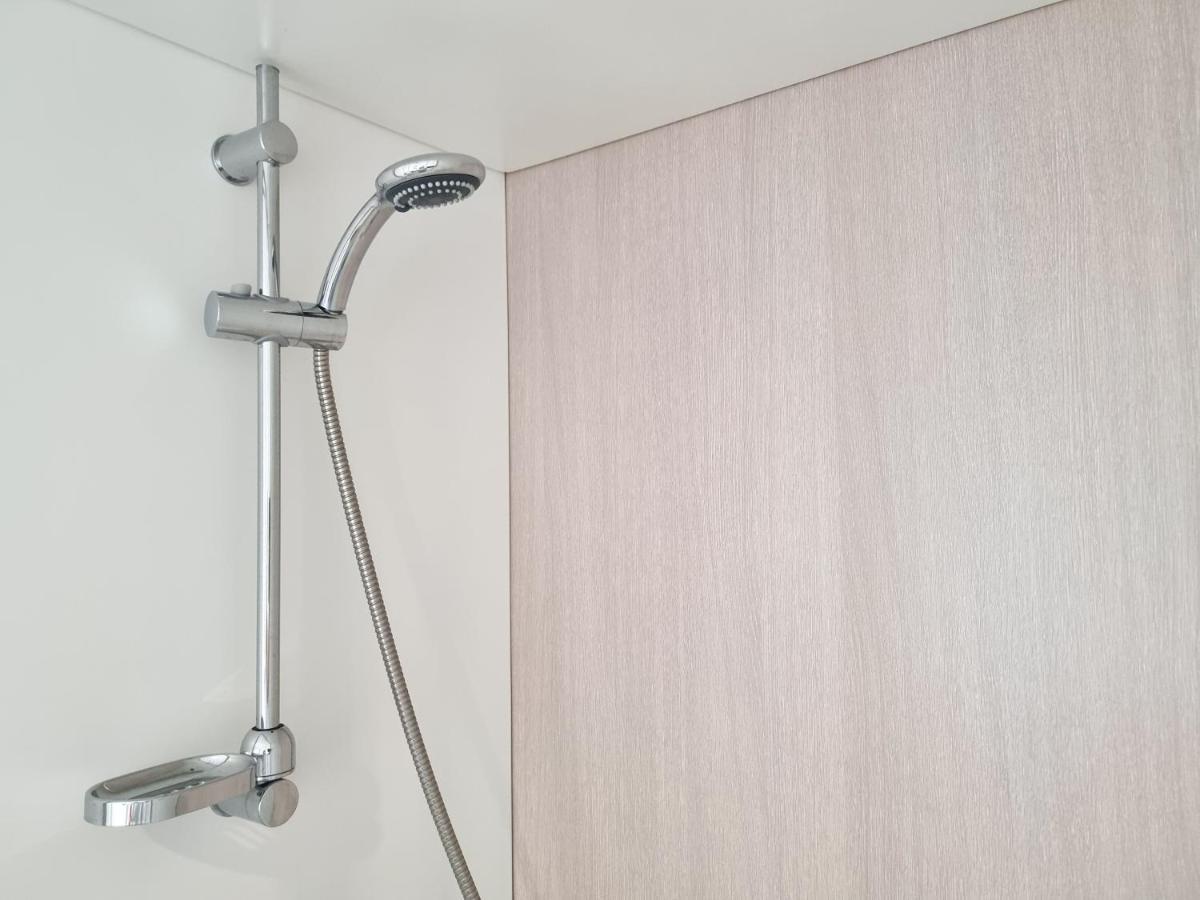 Prachtig Chalet Ok50 D12 Op Familiecamping Осткапеле Екстериор снимка