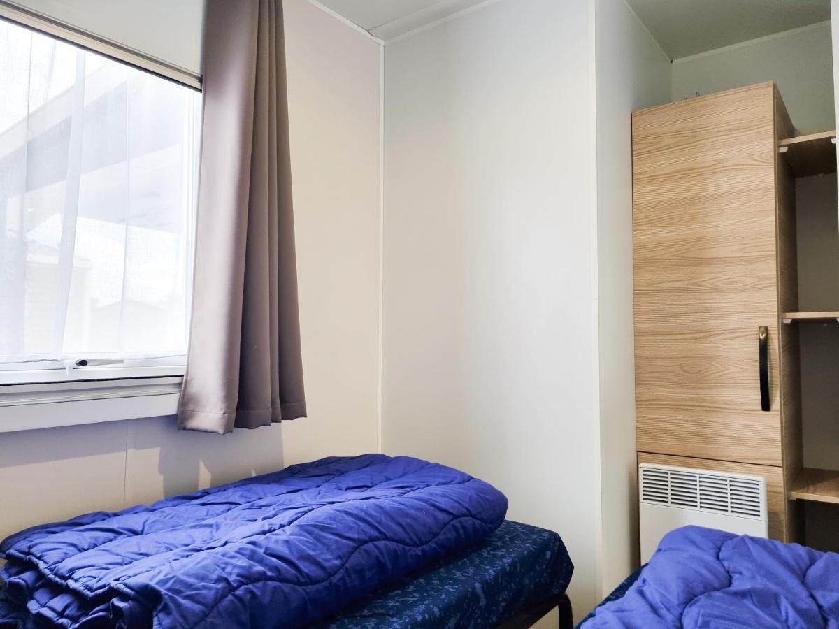 Prachtig Chalet Ok50 D12 Op Familiecamping Осткапеле Екстериор снимка