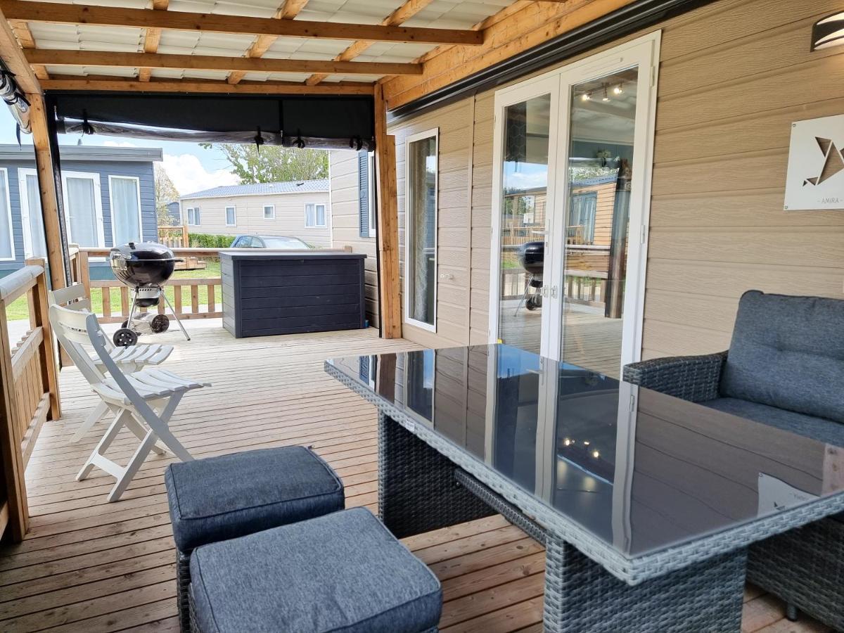 Prachtig Chalet Ok50 D12 Op Familiecamping Осткапеле Екстериор снимка